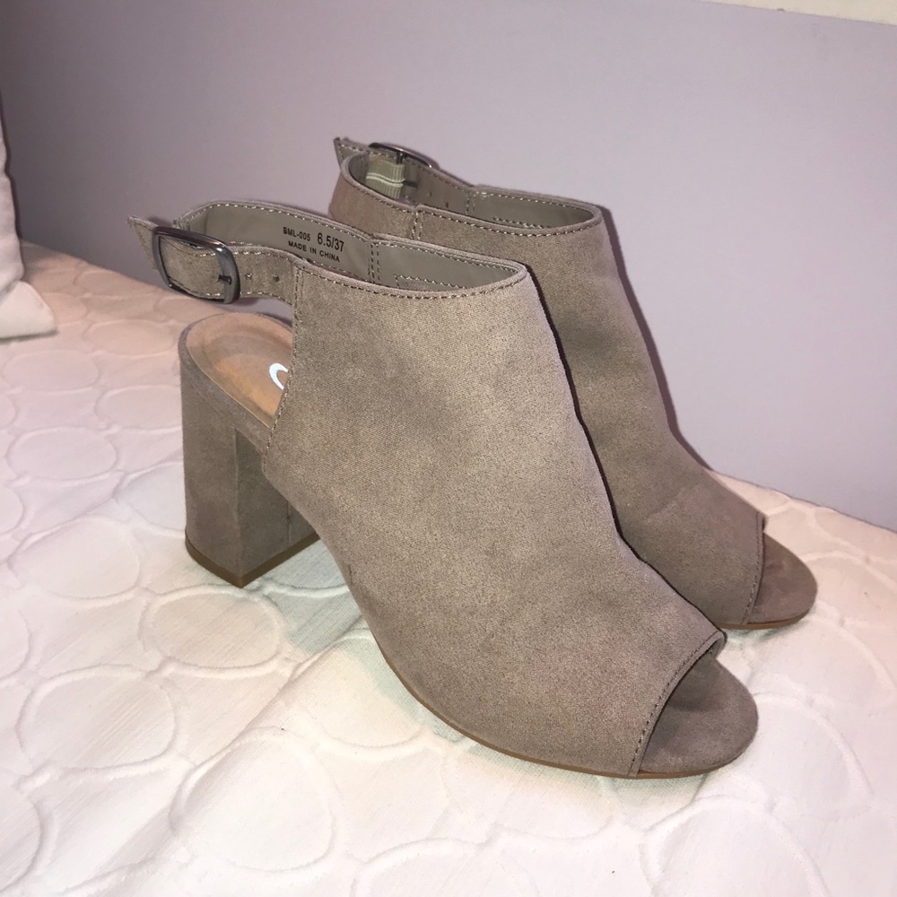 Chinese Laundry Heels